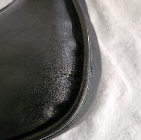 Coach Vintage Swinger Shoulder Bag - Picture 9 of 13